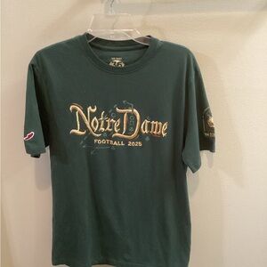 Norte Dame Football 2025 T-Shirt Men’s size Med